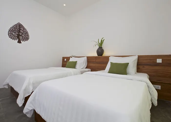 Chhouy Vathna Angkor Boutique Siem Reap