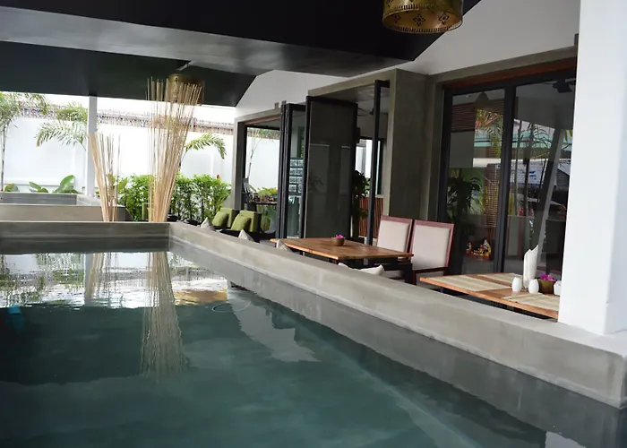 Chhouy Vathna Angkor Boutique Siem Reap
