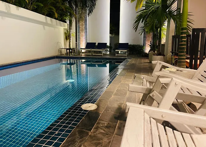 Chhouy Vathna Angkor Boutique Siem Reap
